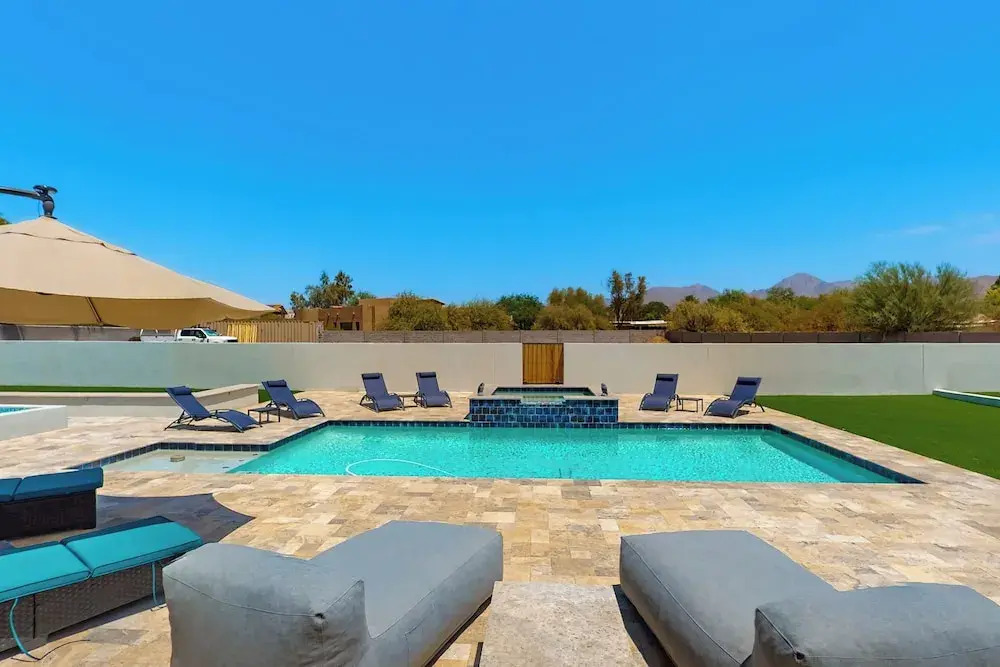 3 BR Home, Spacious Backyard w/ Pool