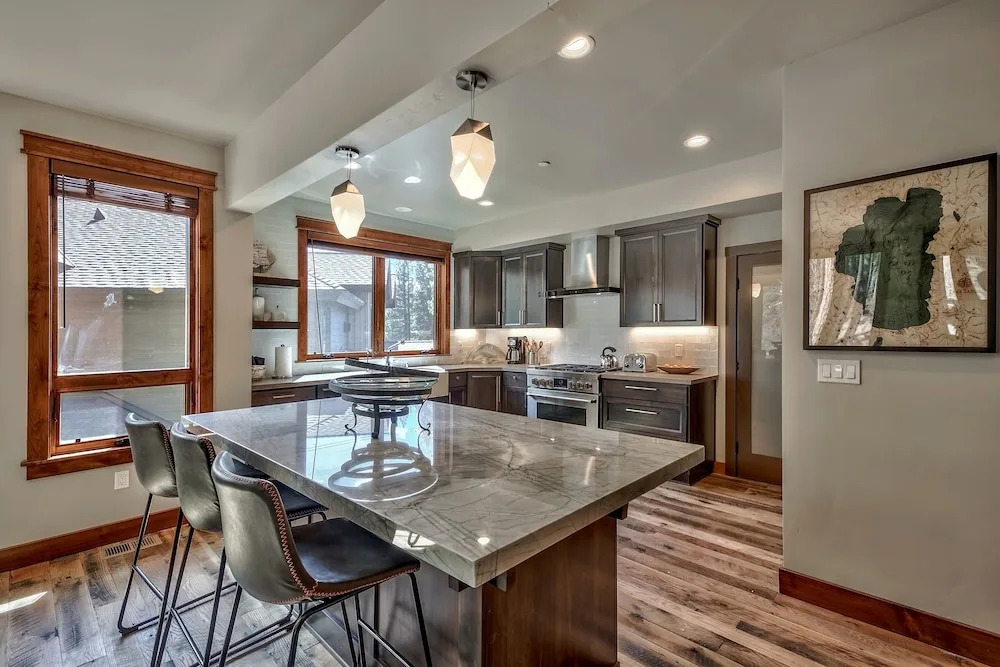 Gondola Vista 7 - 6 Br Townhouse