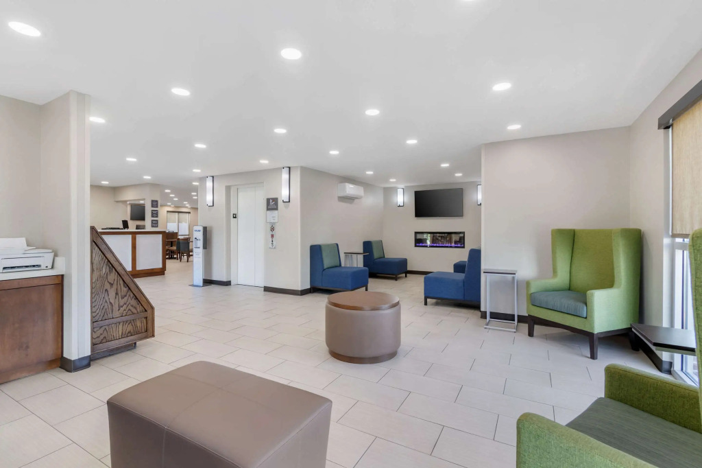 Comfort Inn & Suites Brunswick I-95