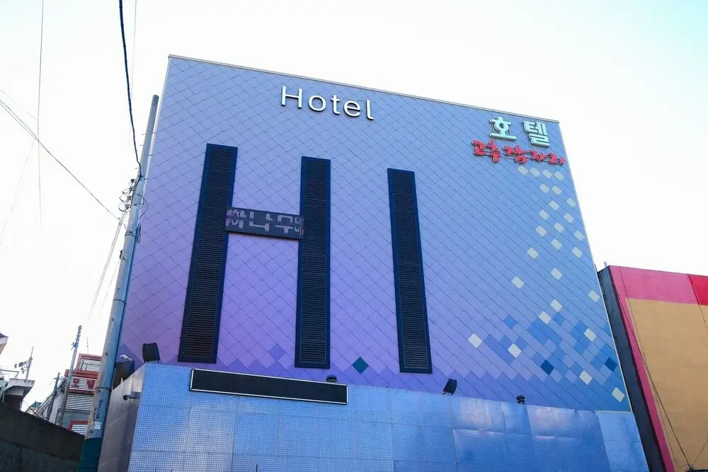 Incheon (Dongam) Red Dragonfly Hotel