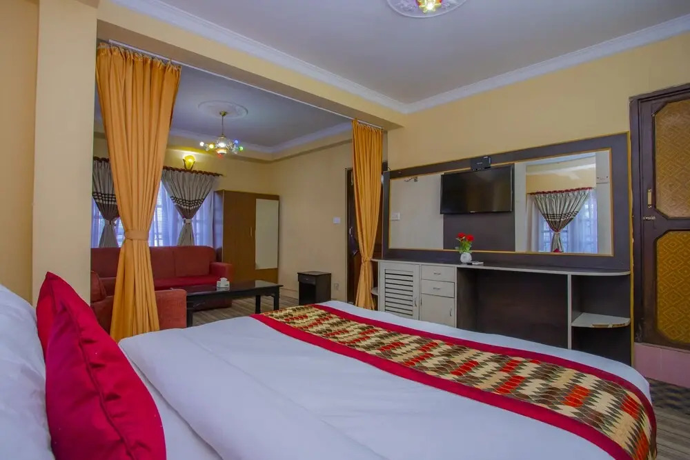 Hotel Yunik & Restraunt by OYO Rooms