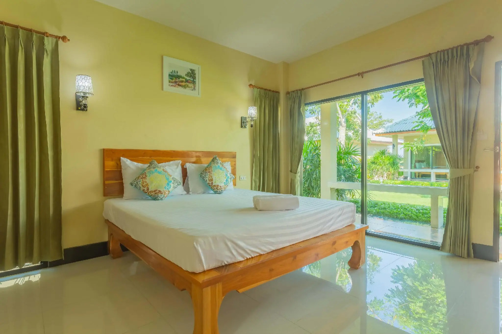Tontan Resort Cha-Am