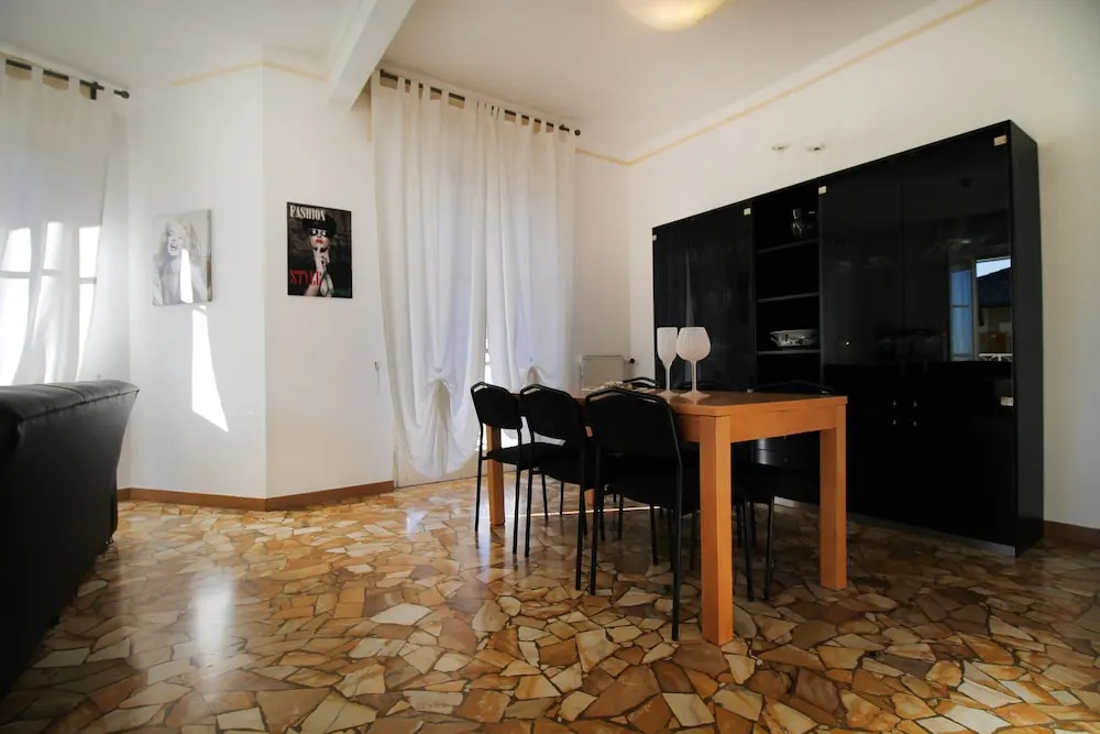 House Bella