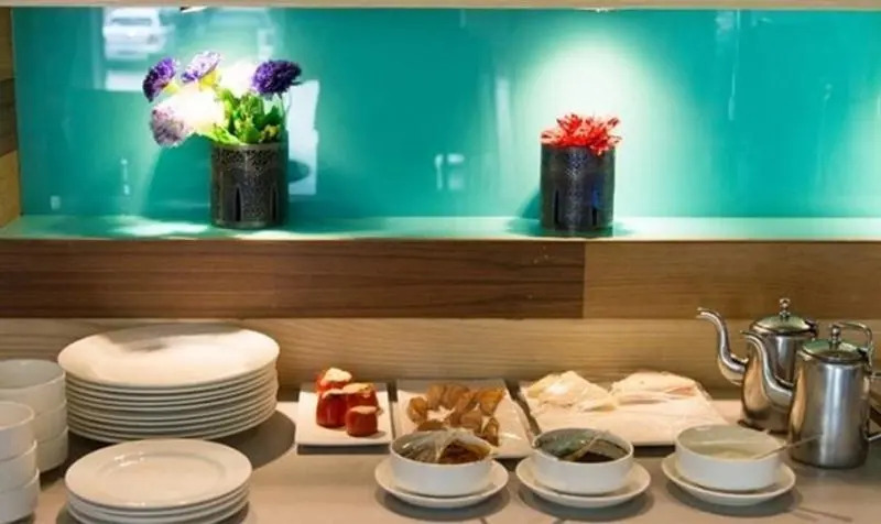 Cabana Hotel