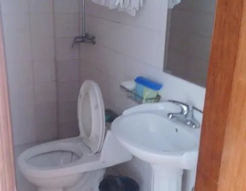 Guanzhong Hostel