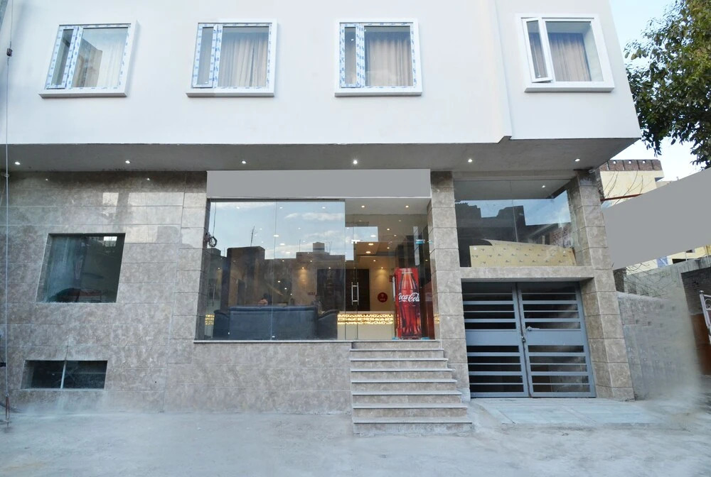 OYO 8510 Welcome Inn