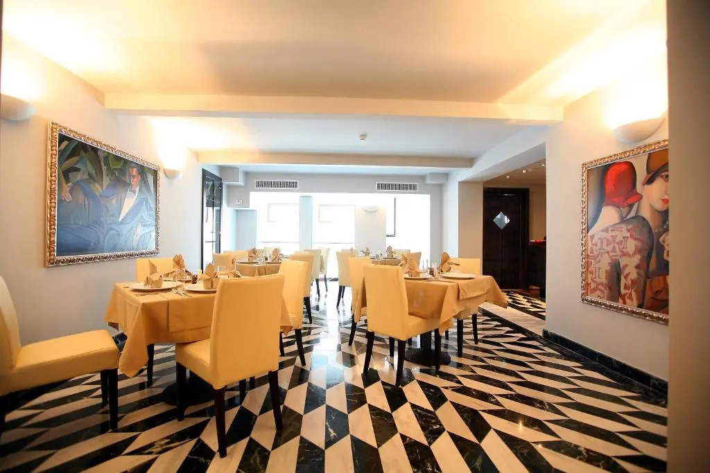 Vigo Hotel