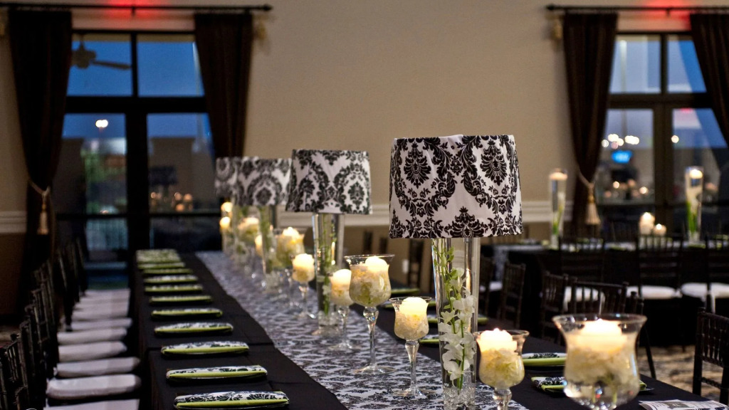 DoubleTree by Hilton Phoenix-Gilbert