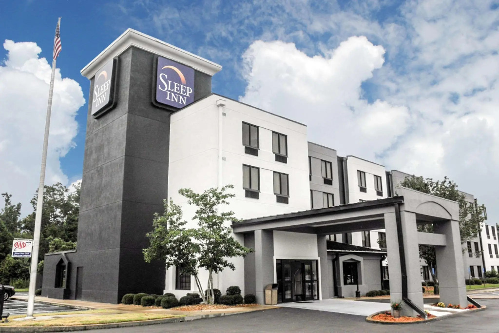Travelodge by Wyndham Flowood Jackson Airport North