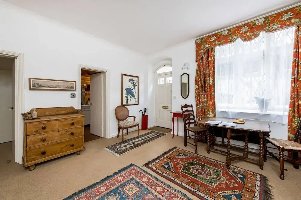Traditional 1 Bed in Chelsea Near Harrods