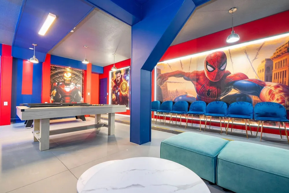 Stunning 15 Suites Close to Disney