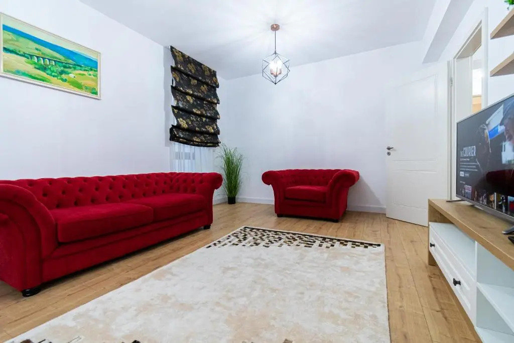 Lighthouse Central Apt with unique views of the Fortress, Free Parking, 5 min by car from the Old Town
