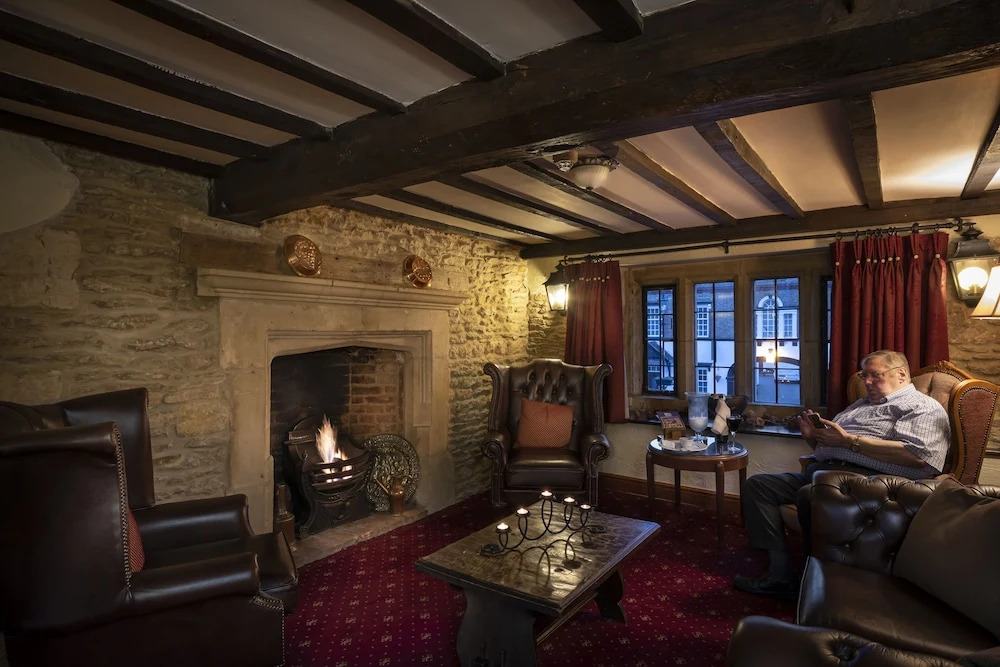 The Bell Inn, Stilton, Cambridgeshire - The Coaching Inn Group