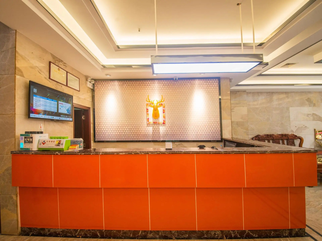 PAI Hotel·Huazhou Bus Terminal