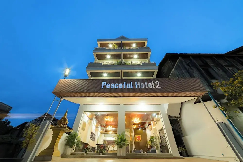 Peaceful 2 Hotel