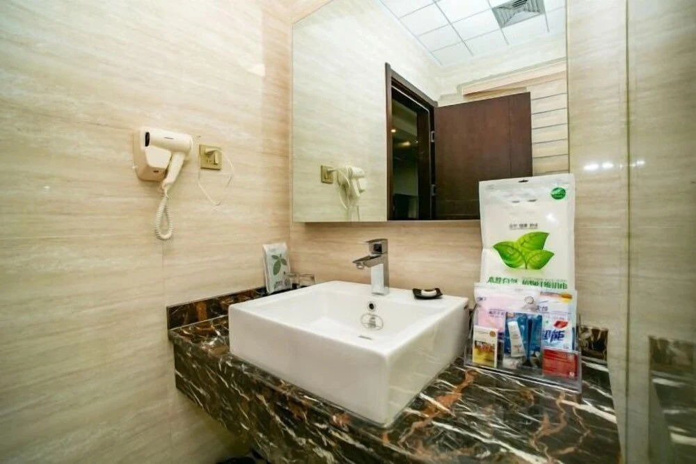 Jinfenghu Hotel
