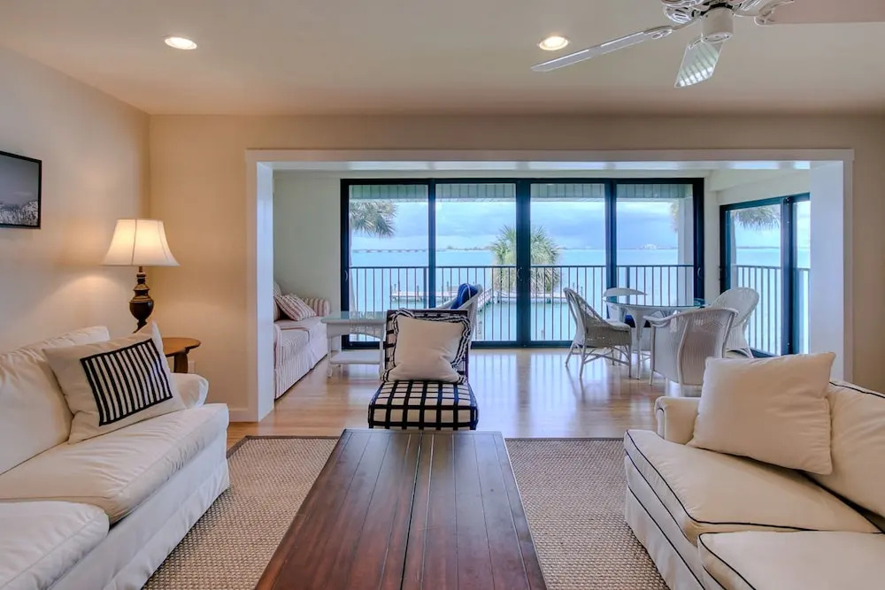 Mariner Point 232