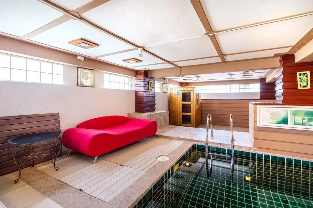 Anyaburi Private Pool Villa