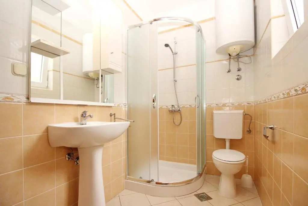 Apartments Limun Zarok
