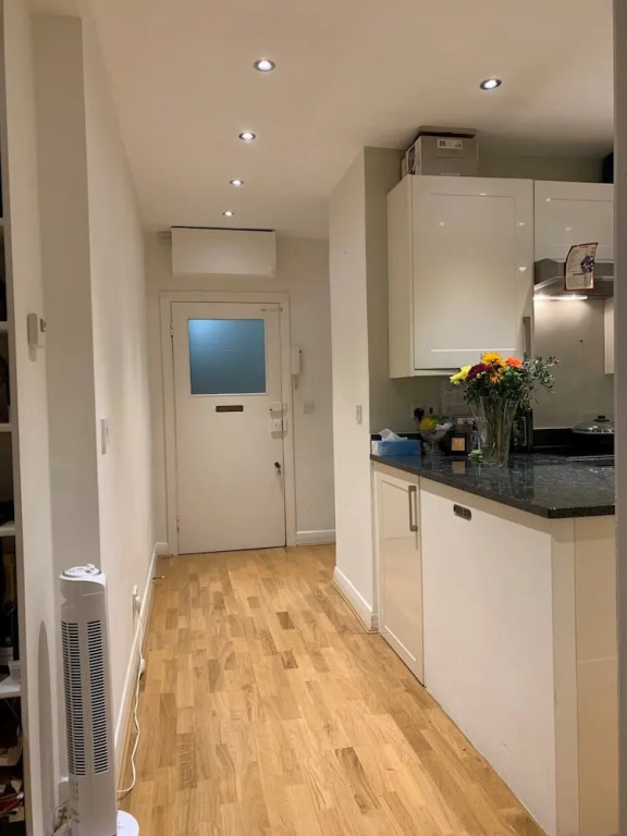 Contemporary & Captivating 2BD Flat - Westminster!