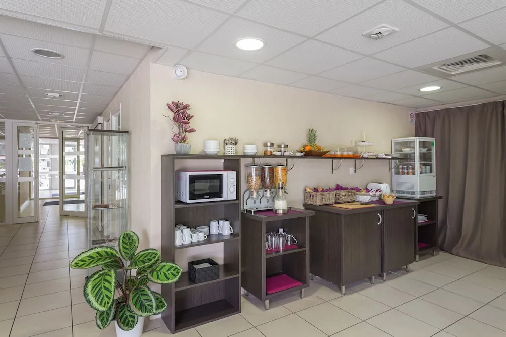 Park & Suites Confort Toulouse LHers