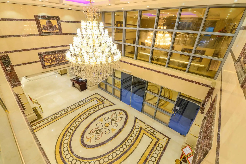 Crown Town Hotel