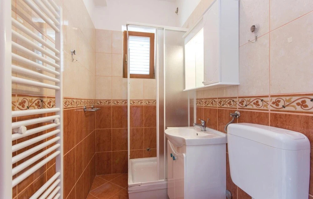 Stunning Home in Pula With Wifi and 4 Bedrooms