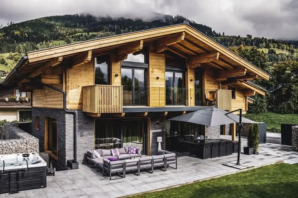 Chalet Amadeus - Designer Luxury Chalet for 14