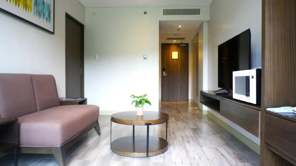 MCollection - Stay Near Private Beach in Boracay