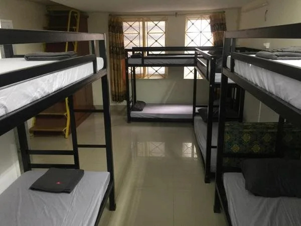 Meow Hostel
