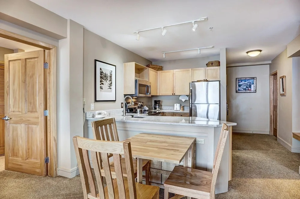 Silver Mill 8260-2br-walk To Slopes! Kids Ski Free! 2 Bedroom Condo by RedAwning