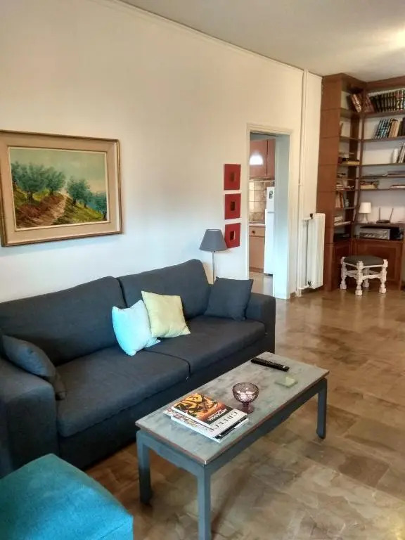 City Break Nearby Metro And Bus Express Airport