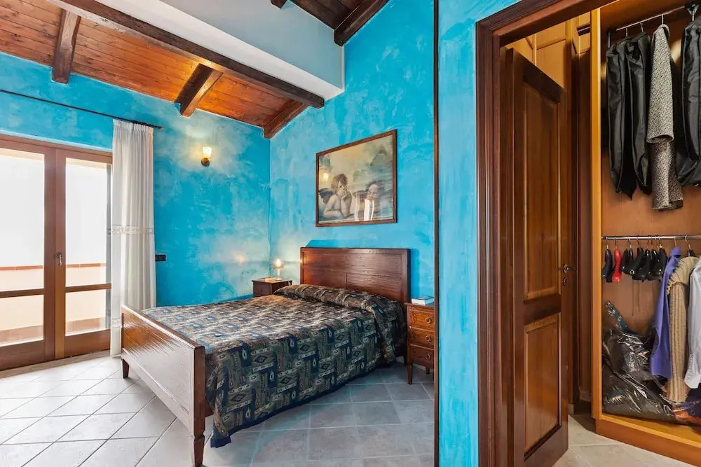 Villa in San Mango with Pool and Hot Tub