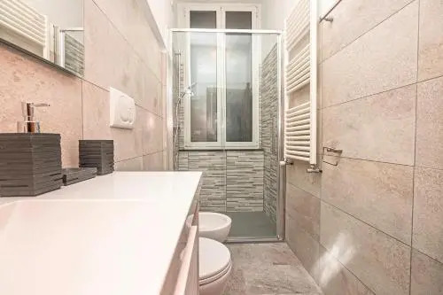 Flat 2 Bedrooms 1 Bathroom - Genoa