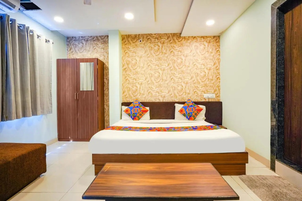 FabHotel Uday Vilas