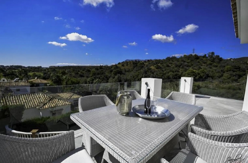14177- Exquisite villa near beach! Heated pool*