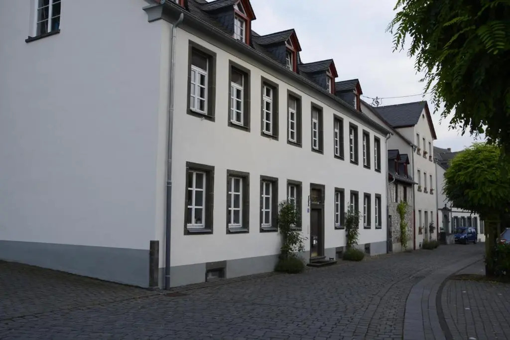 Stiftsherrenhaus