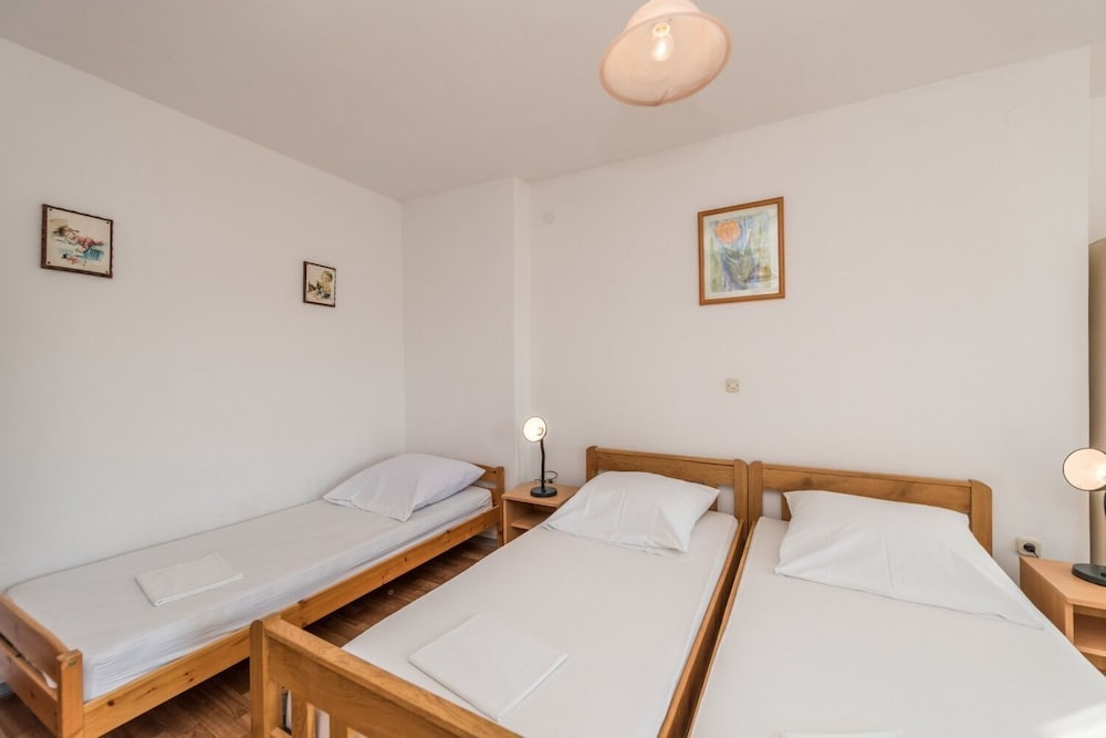 Apartments Jadra