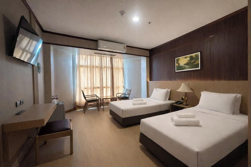Lertthanee Hotel