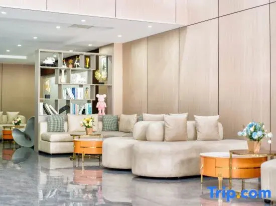 Hanfu International Hotel (Yancheng Station Institute of Technology)