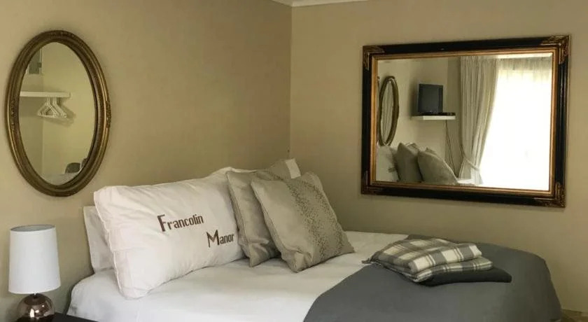 Francolin Manor