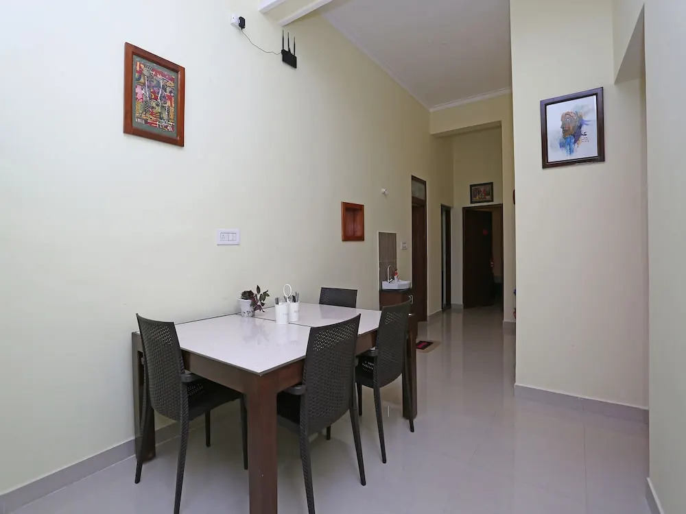 OYO 9263 Home Breezy 2 BHK Stuart Hill
