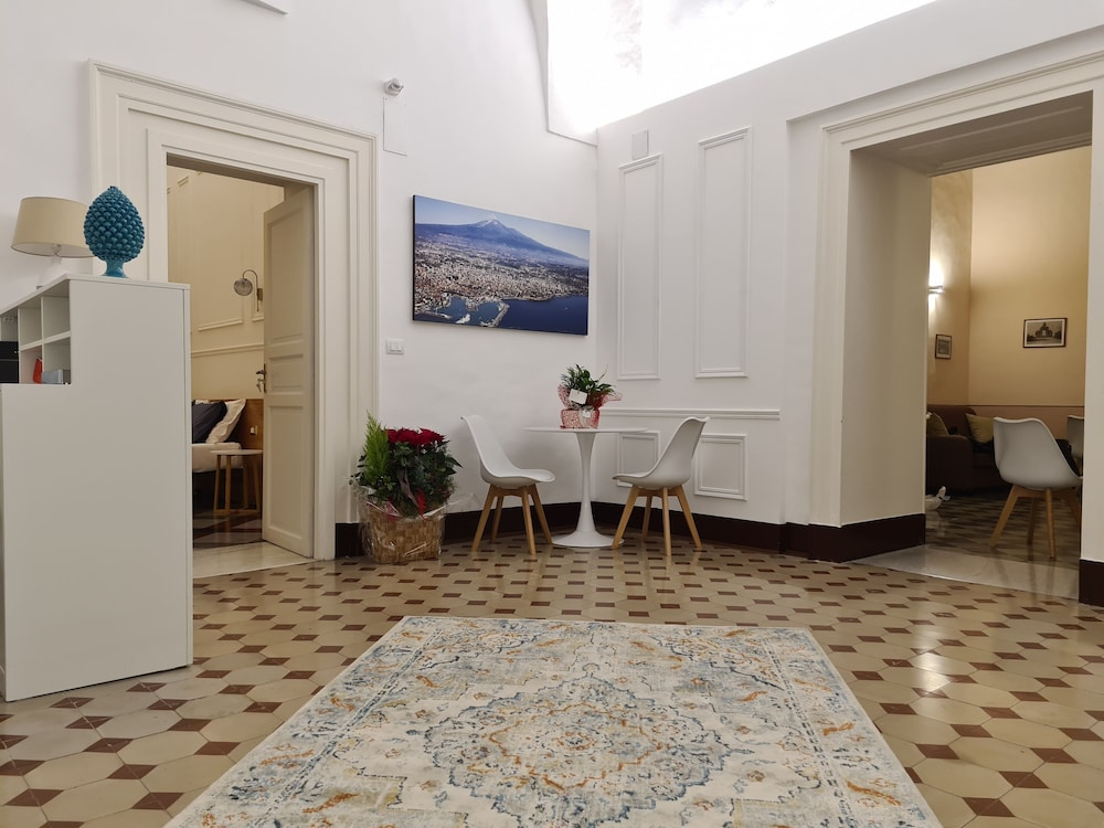Toscano Palace Luxury Rooms Catania