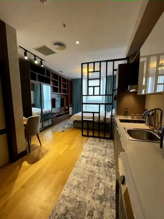 Brand-new Luxurious Studio Near Mall of Istanbul