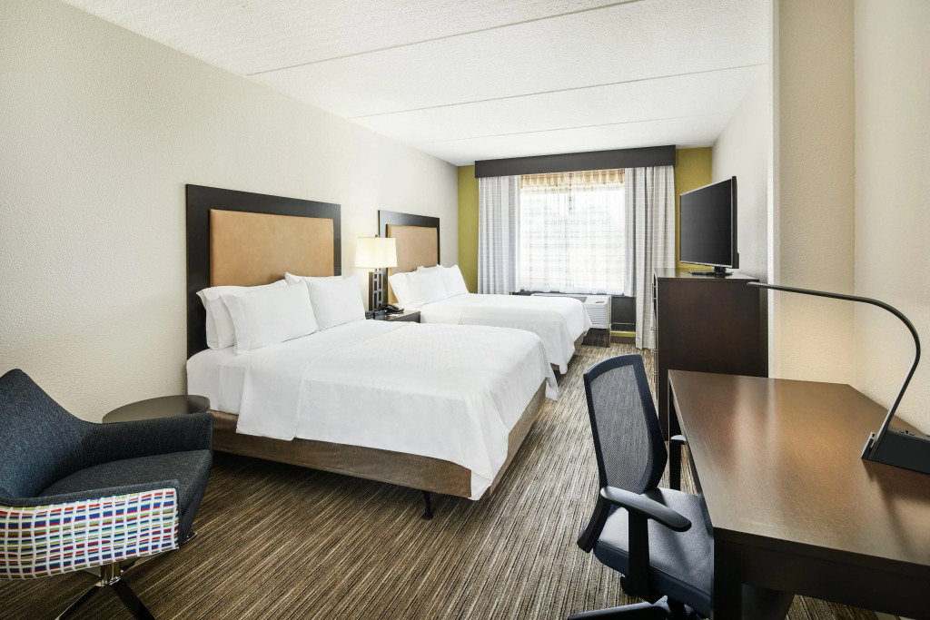 Holiday Inn Express & Suites Jacksonville South East - Medical Center Area by IHG