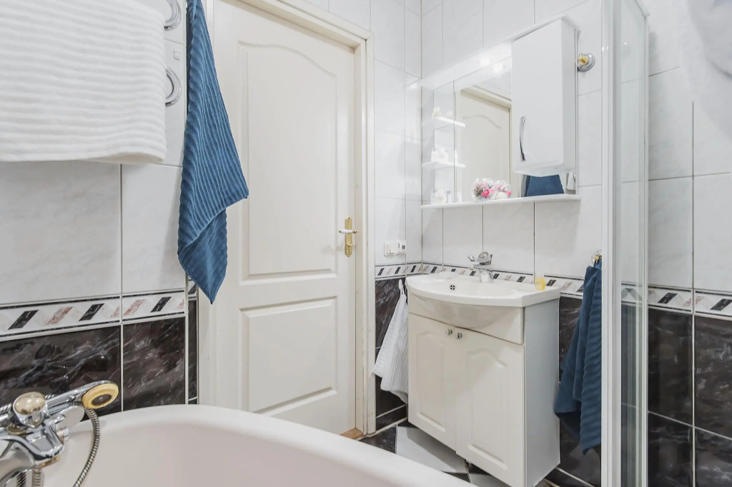 GMApartments (ДжиЭмАпартментс) на переулке Петроверигский