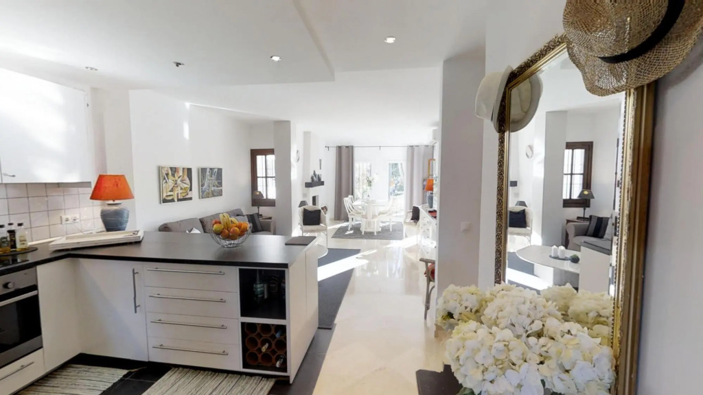 27270 - Family  Apartment  Close To Puerto Banus