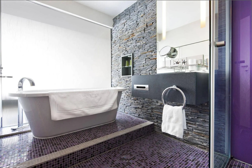 Cliff House Hotel