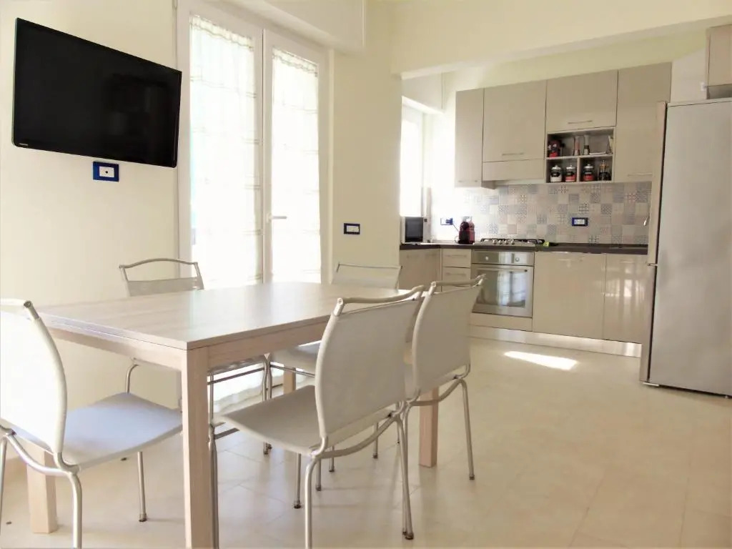Pietra Home, Posto Auto, AC ,Wifi, 150mt Dal Mare