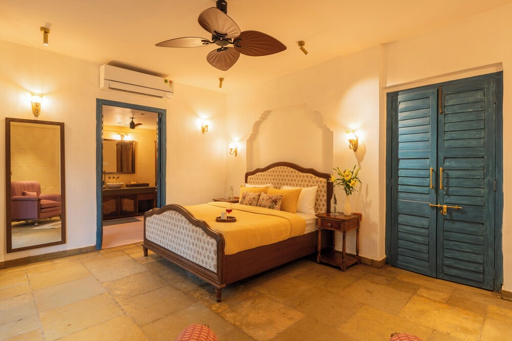 ELIVAAS Amayah Rasa 4 BHK Villa
